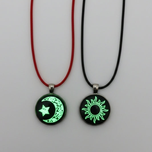 Glow in the Dark Necklace - Set of 2